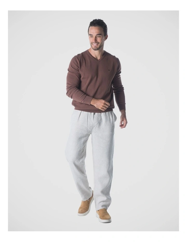 V-Neck Jumper in Chocolate image 5