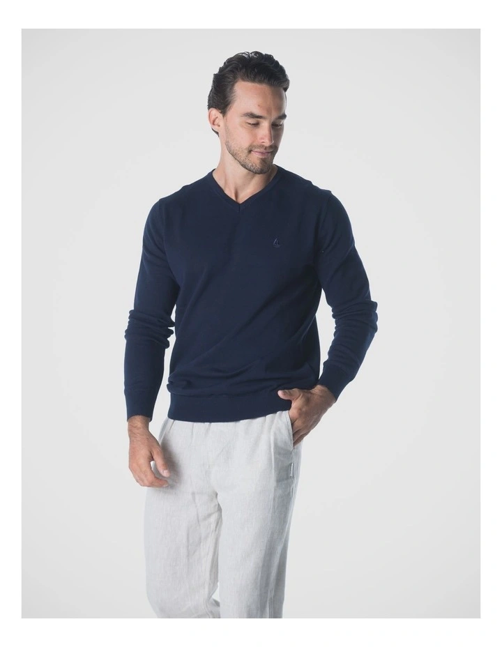 V-neck Jumper in Navy image 3