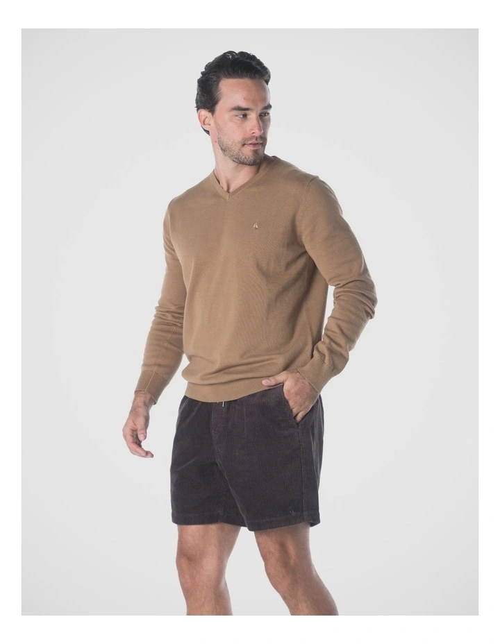 V-Neck Jumper in Natural image 3