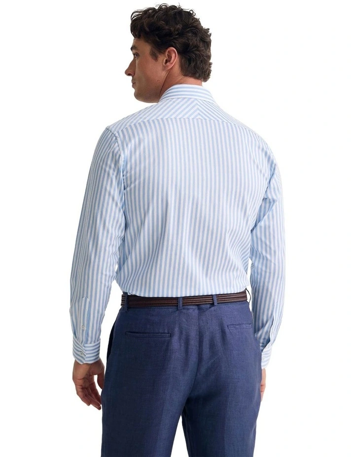 Islington Fit Stretch Luxury Shirt in Sky image 2