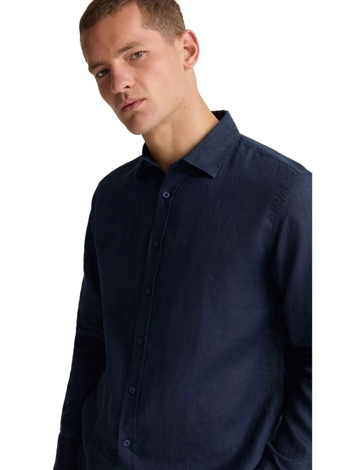 Copper European Linen Shirt in Deep Navy image 4
