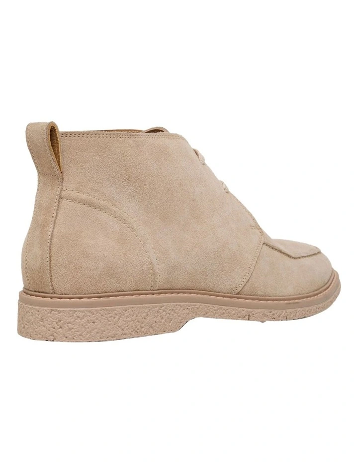 Leo Suede Desert Boot in Sand image 2
