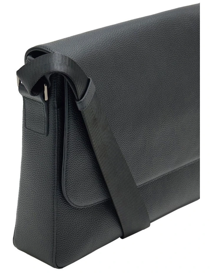 Atlas Satchel Bag in Black image 4