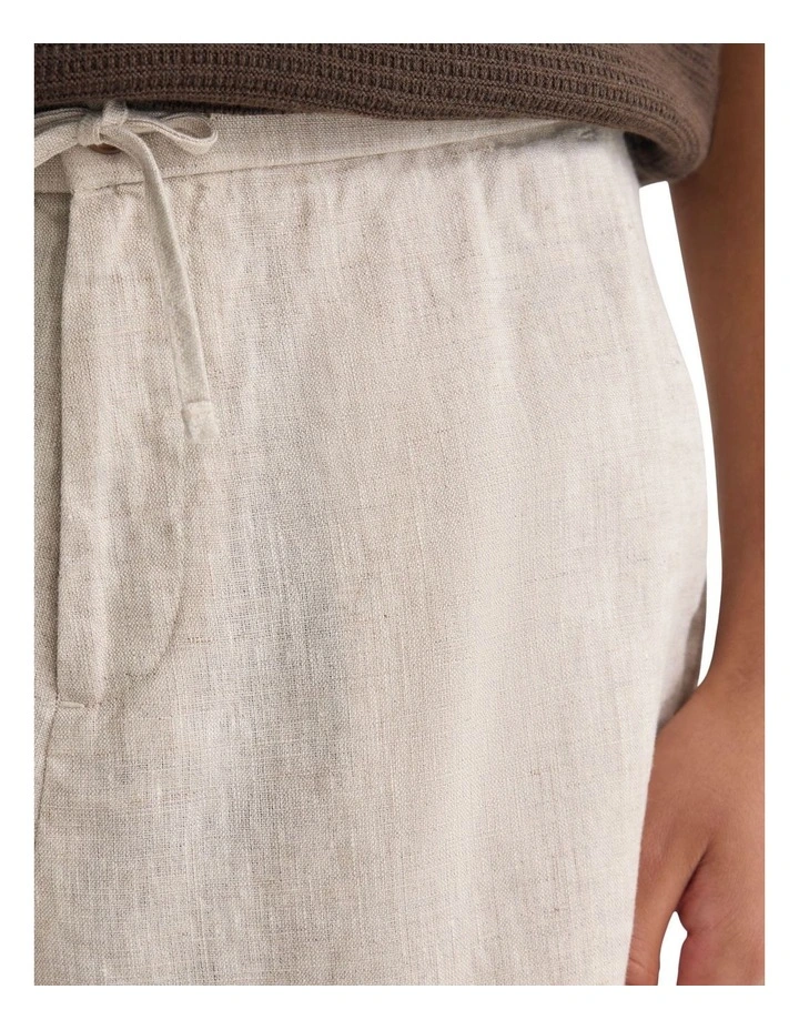 Harley Linen Shorts in Oat image 6