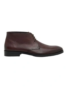 Finley Leather Chukka Boot in Chocolate