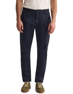 Slim Fit Chino in True Navy