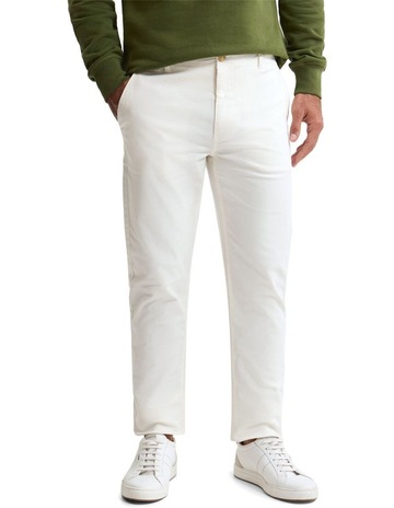 Ecru colour