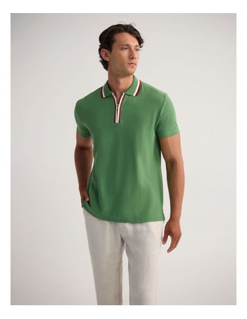 Green colour