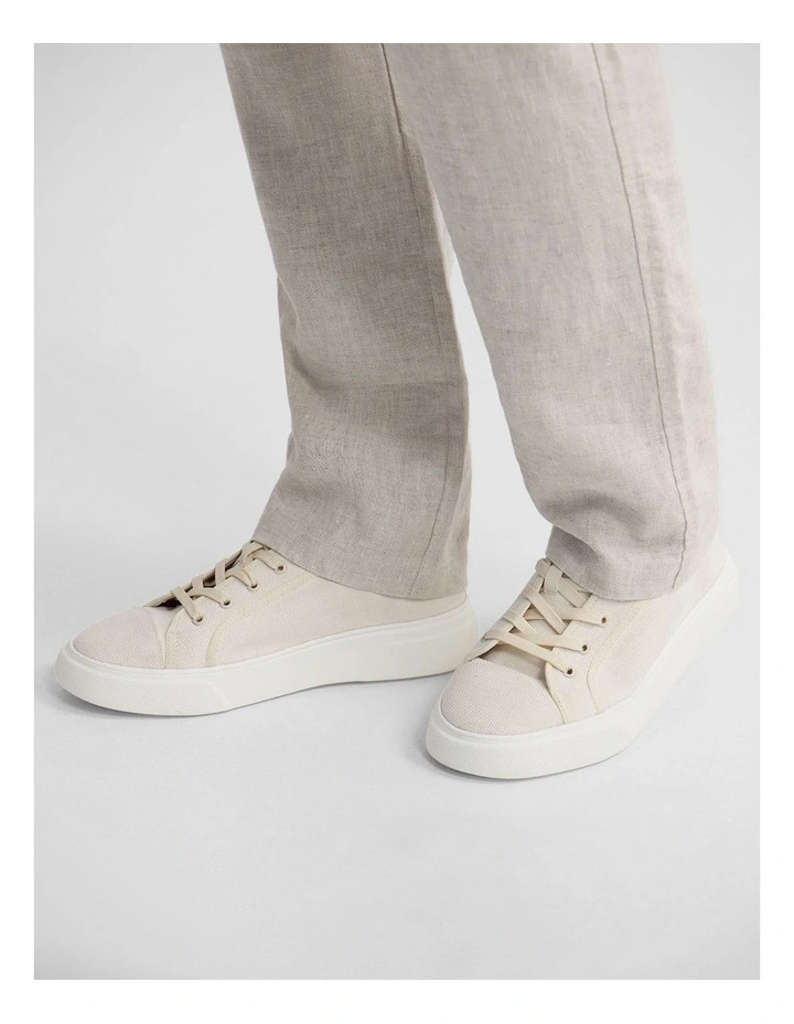Cassio Canvas Trainer in Plaster image 6