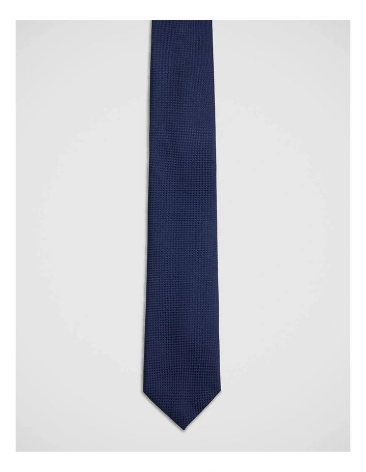 Quinn Scale Silk 7Cm Tie in Navy image 1