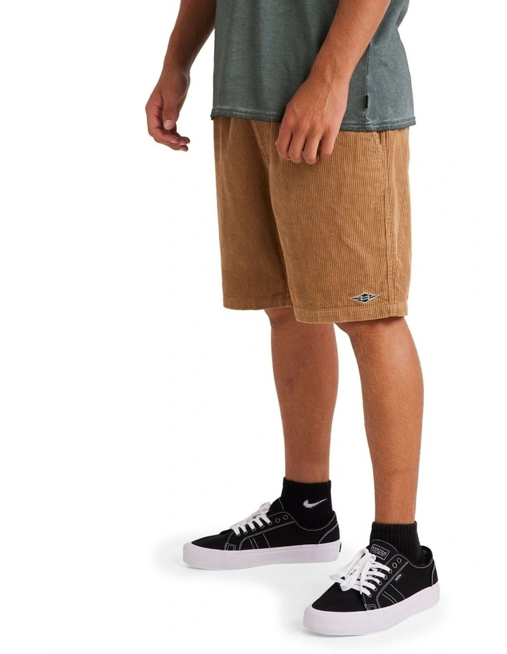 Larry Corduroy Shorts 18 Inch in Brown image 3