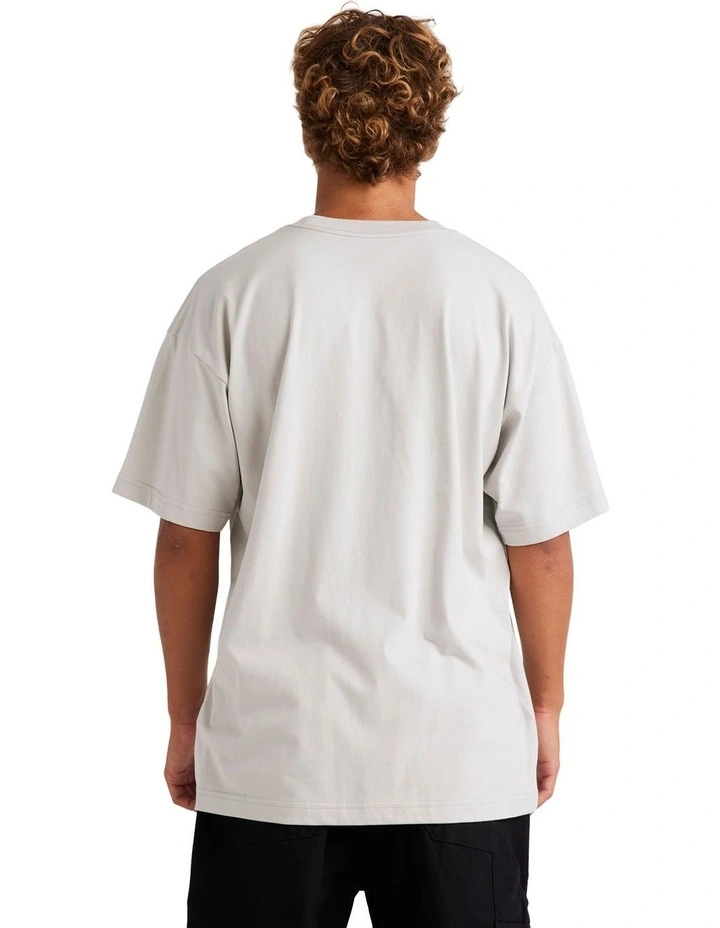 Worldwide T-shirt in Silver image 2