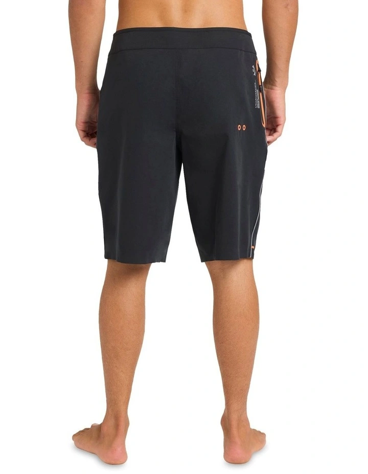 Boat Trip Pro Boardshorts 20 Inch in Black image 2