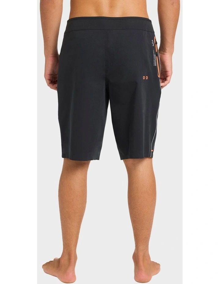 Boat Trip Pro Boardshorts 20 Inch in Black image 2