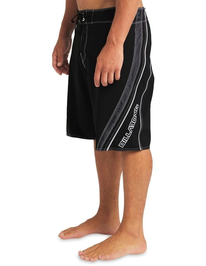 Fluid 2K Pro 21 Boardshorts in Assorted image 3