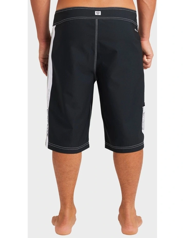 Spec 73 Pro 22 Boardshorts In Black image 2