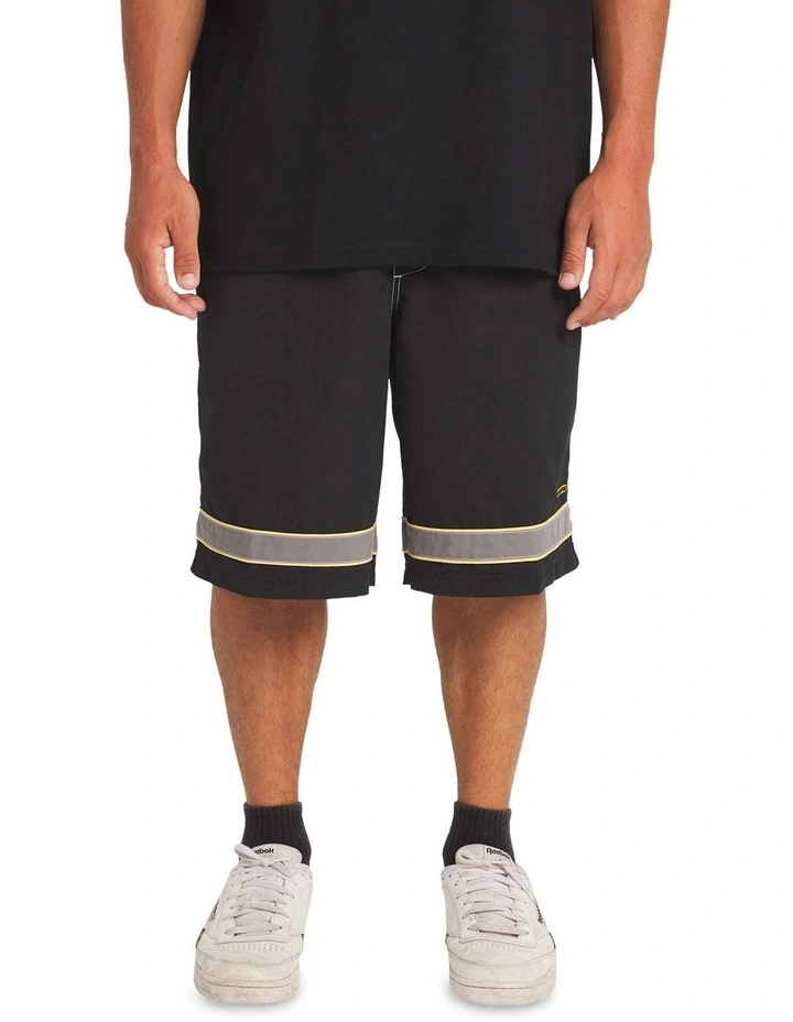 Throw Ons Boardshorts 2.0 21" in Black image 1