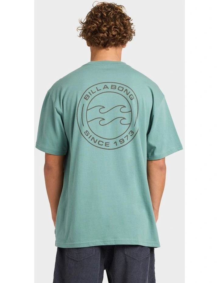 Hollow T-shirt in Green image 2