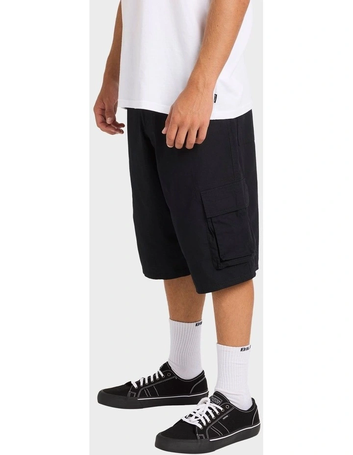 Script Cargo Shorts In Black image 3