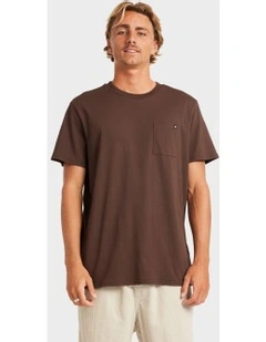 Premium Pocket T-shirt in Brown