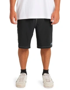 Bong Fly Layback 19 Boardshorts in Black