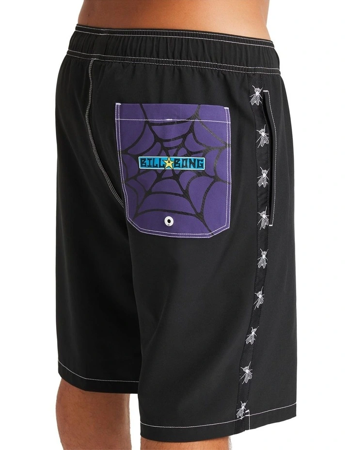 Bong Fly Layback 19 Boardshorts in Black image 4