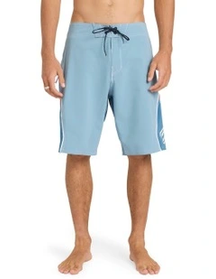 Straddie Pro Performance Boardshorts 20 in Blue Fog