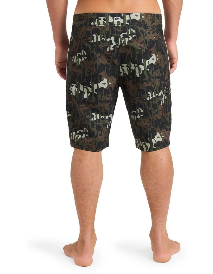 Piped Pro Performance Boardshorts 20 in Camo image 2