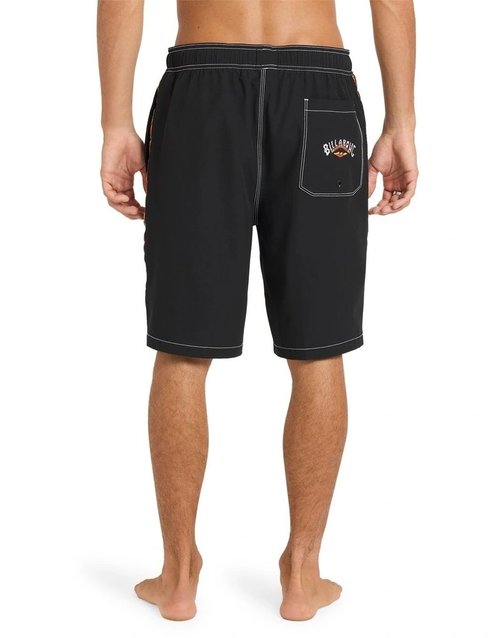 Otis Estuary Layback 17 Boardshorts In Black image 2