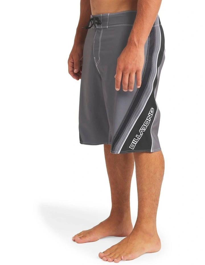 Fluid 2K Pro 21 Inch Boardshorts in Pewter image 3
