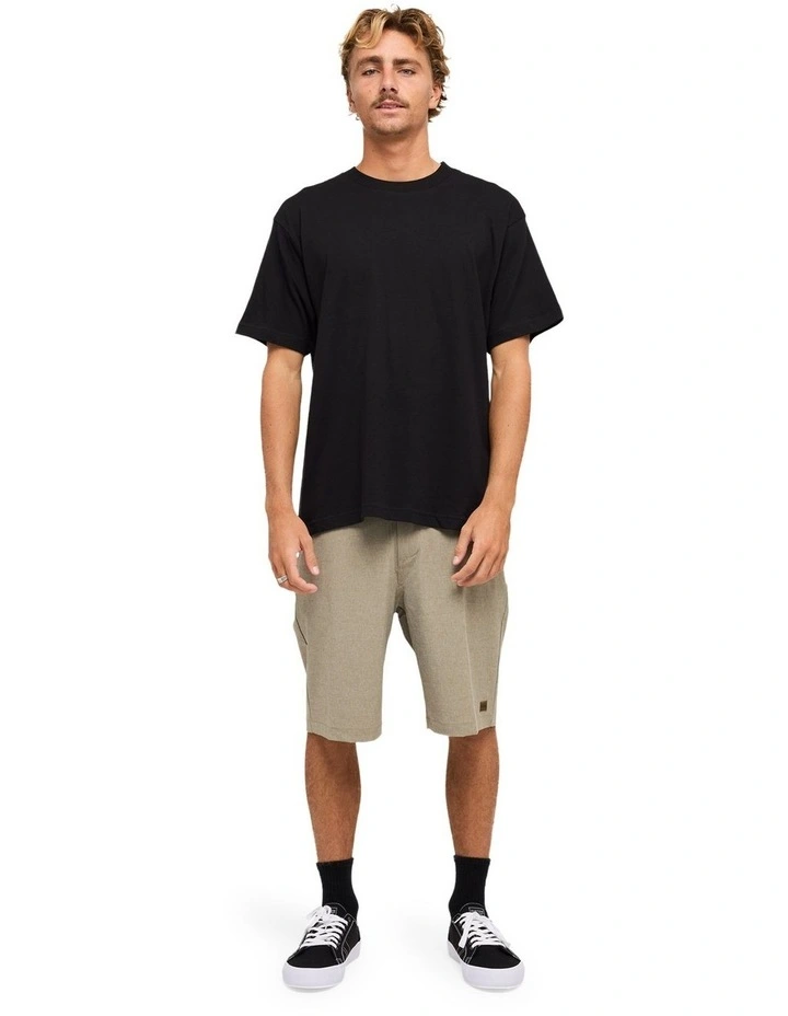 Crossfire 21 Inch Hybrid Shorts in Khaki image 5