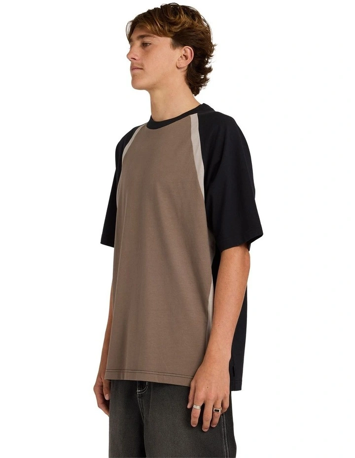 Spec Fluid T-Shirt in Gravel image 3