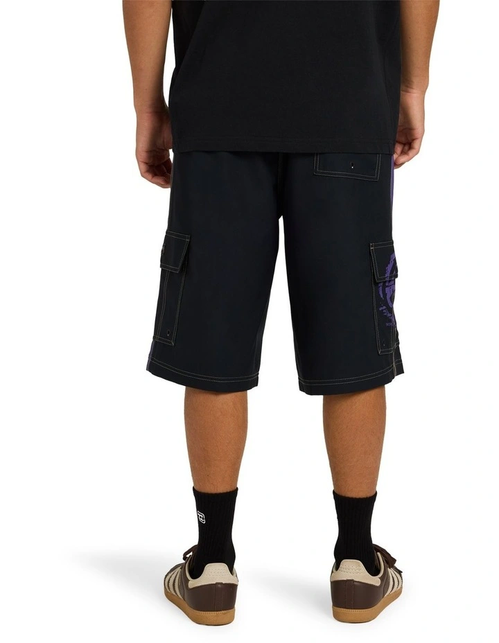Throw On 3.0 22 Boardshorts In Black image 2