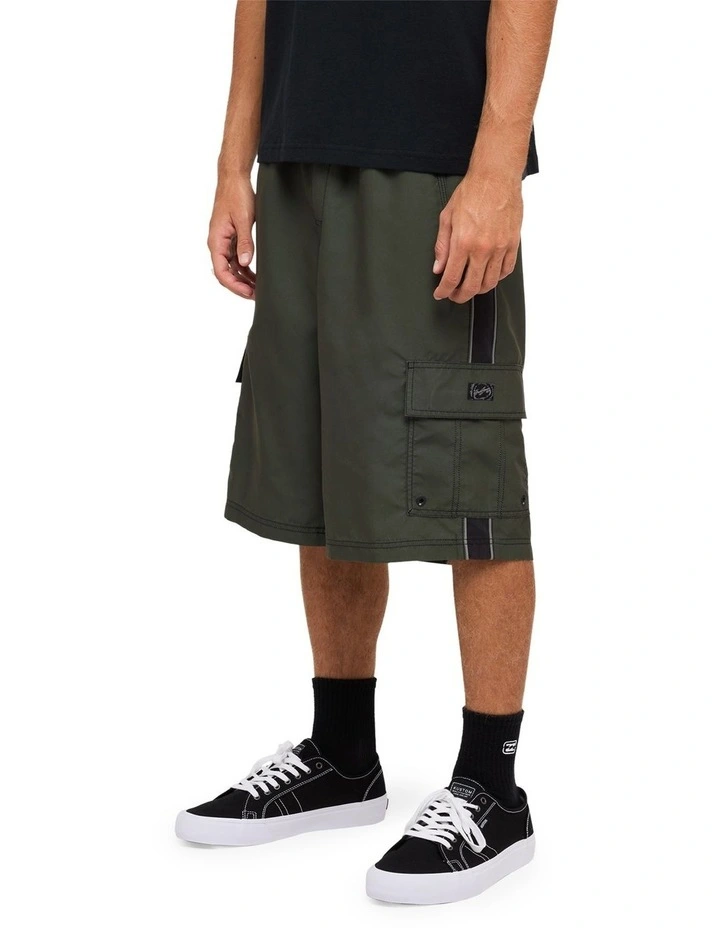 Throw On 3.0 22 Boardshorts In Forest image 3