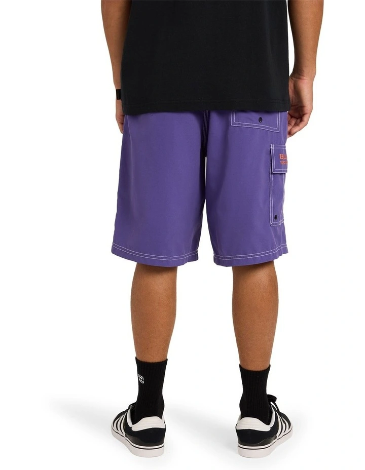Throw On 22 Volley Shorts In Purple image 2