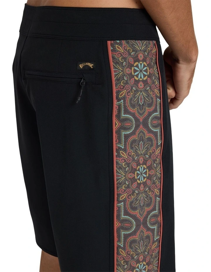 Dbah Pro 19 Boardshorts In Black image 4