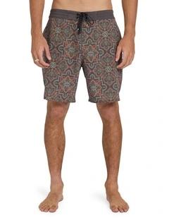 Good Times Lo Tide 17.5 Boardshorts In Slate Black