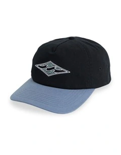 Heritage Strapback Cap in Black