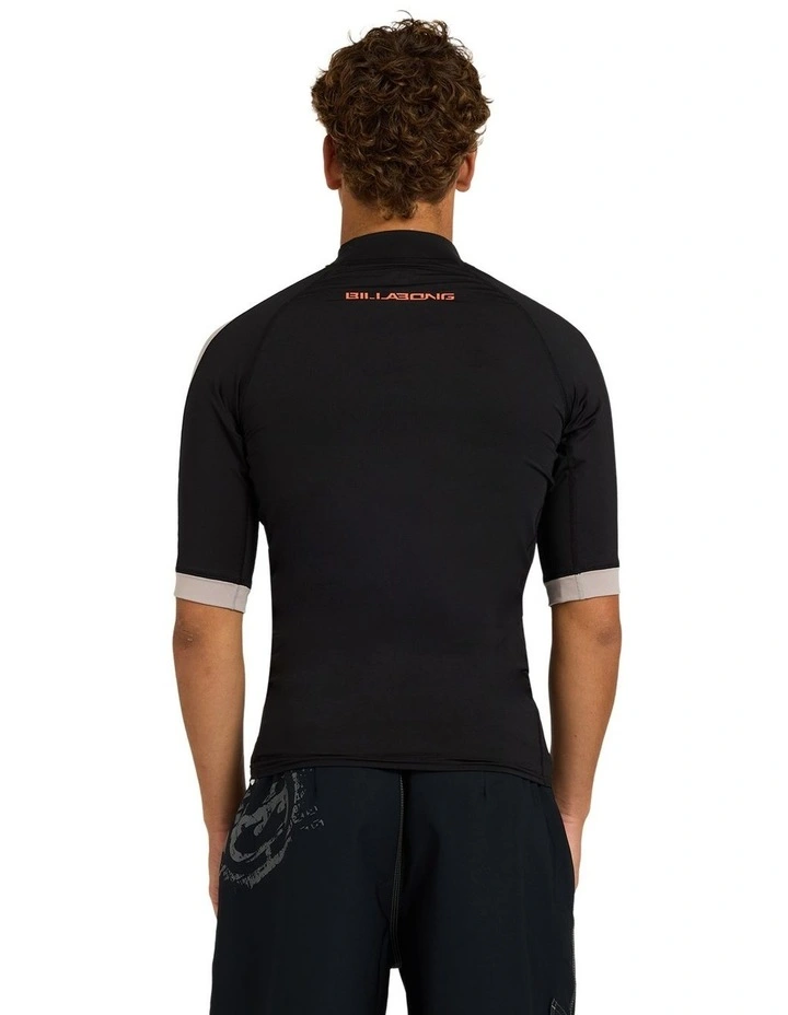 Spec Panel Short Sleeve Rash Vest in Black image 2