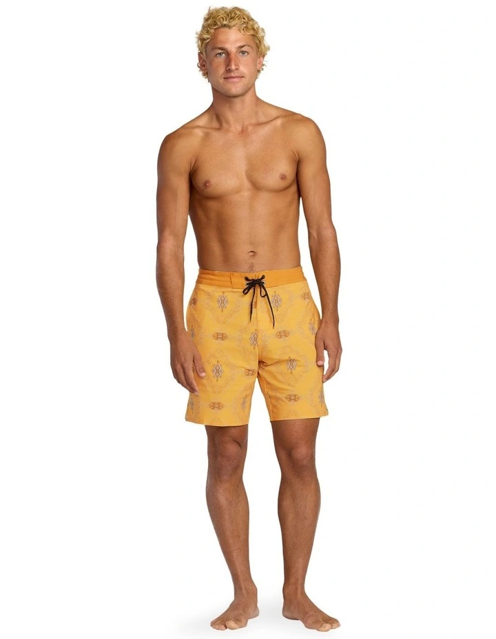 Good Times Lo Tide 17.5 Inch Boardshorts in Dust Yellow image 5