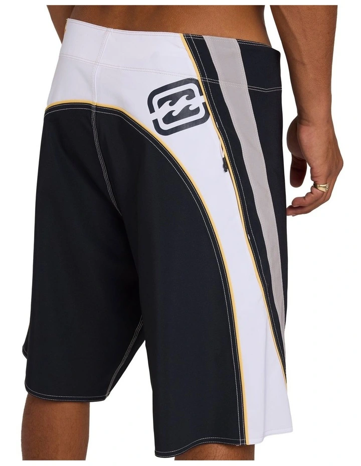 Fluid 2K Pro 21 Inch Boardshorts in Dark Navy image 4