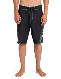 Fluid 2K Pro 21 Inch Boardshorts in Black