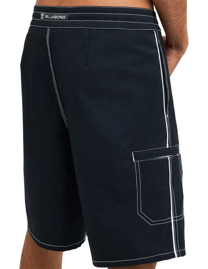Piped Lo Tide 20 Inch Boardshorts In Black image 4