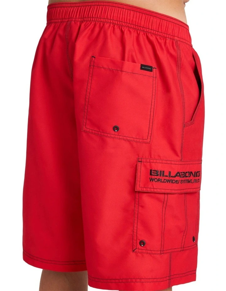 Throw On 22 Inch Boardshorts In Red Core image 4
