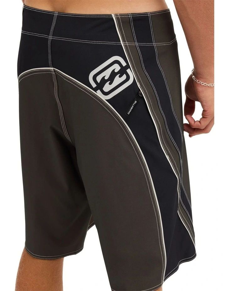 Fluid 2K Pro Boardshorts In Dark Brown image 4