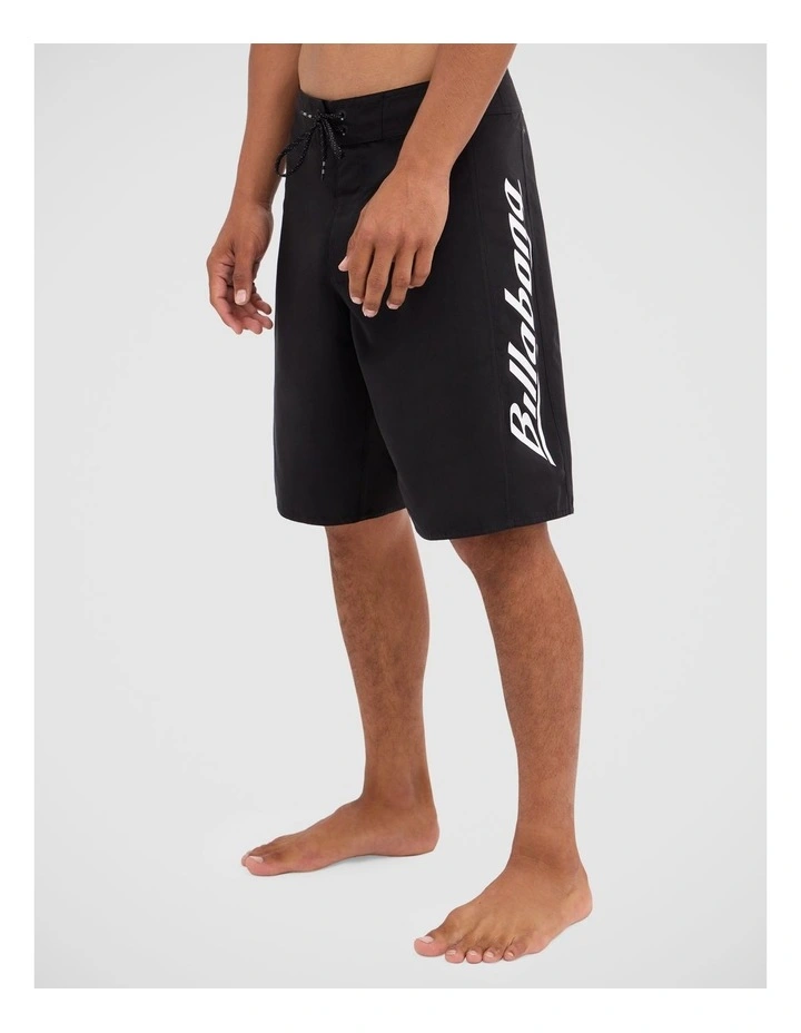 Shadow Cut OG 20 Inch Boardshorts In Black image 3
