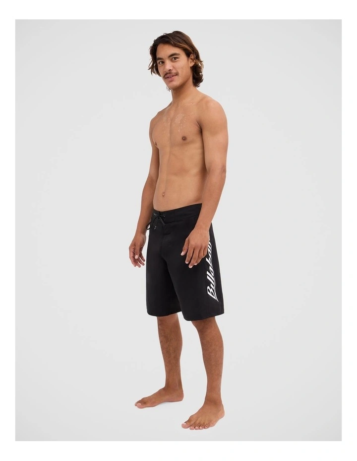 Shadow Cut OG 20 Inch Boardshorts In Black image 5