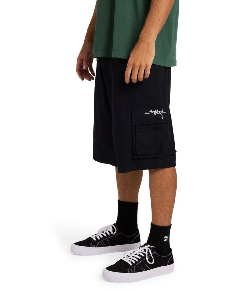 Script Cargo Shorts In Black image 3