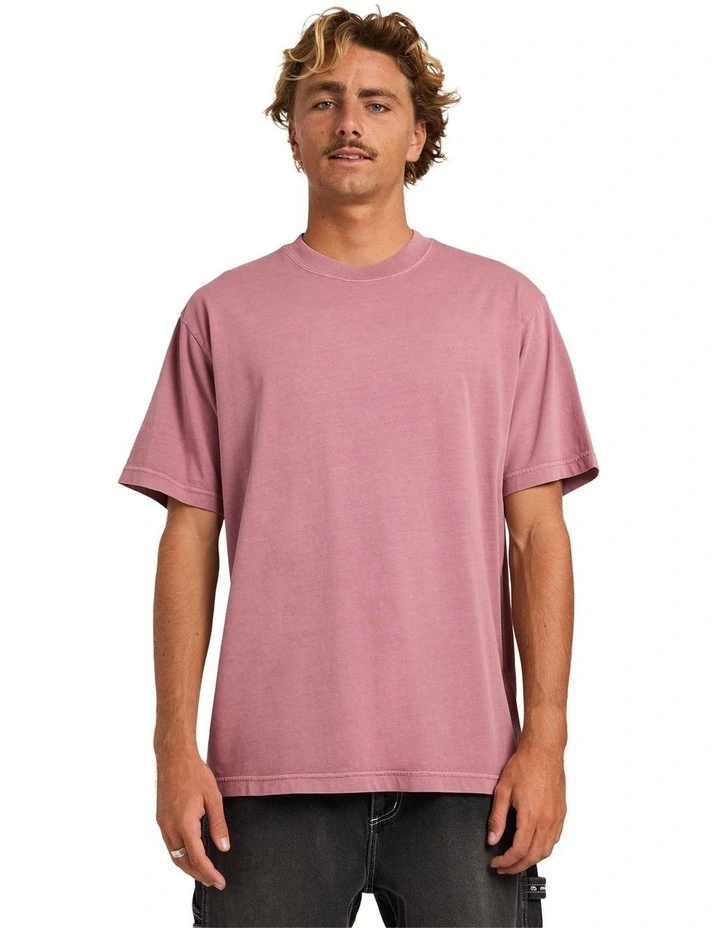 Premium Wave Wash T-Shirt In Red Dahlia image 1