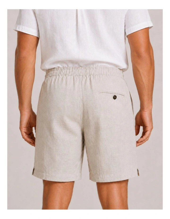Linen Shorts in Natural image 2